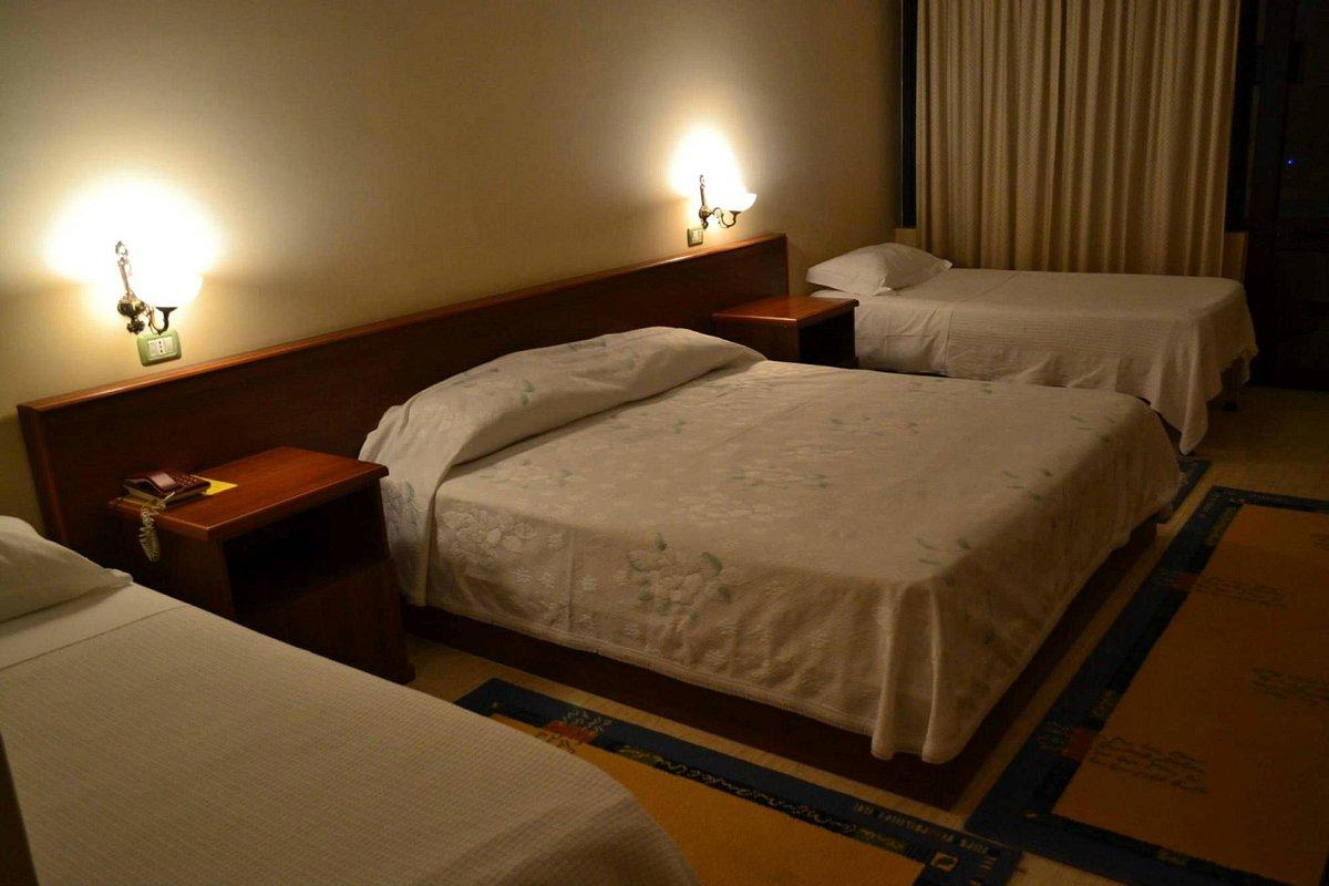 Akropoli Hotel Kryemëdhej Екстериор снимка