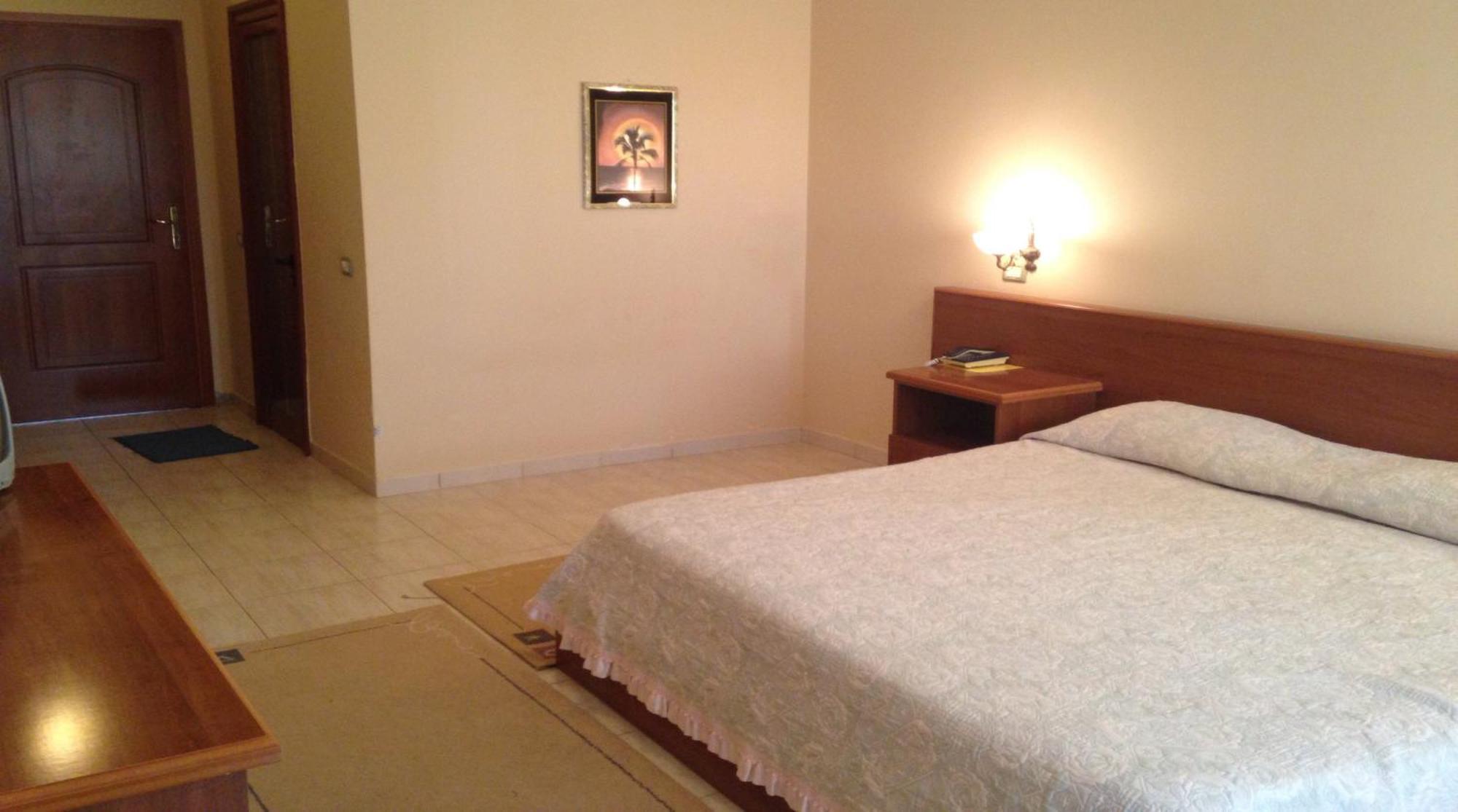 Akropoli Hotel Kryemëdhej Стая снимка