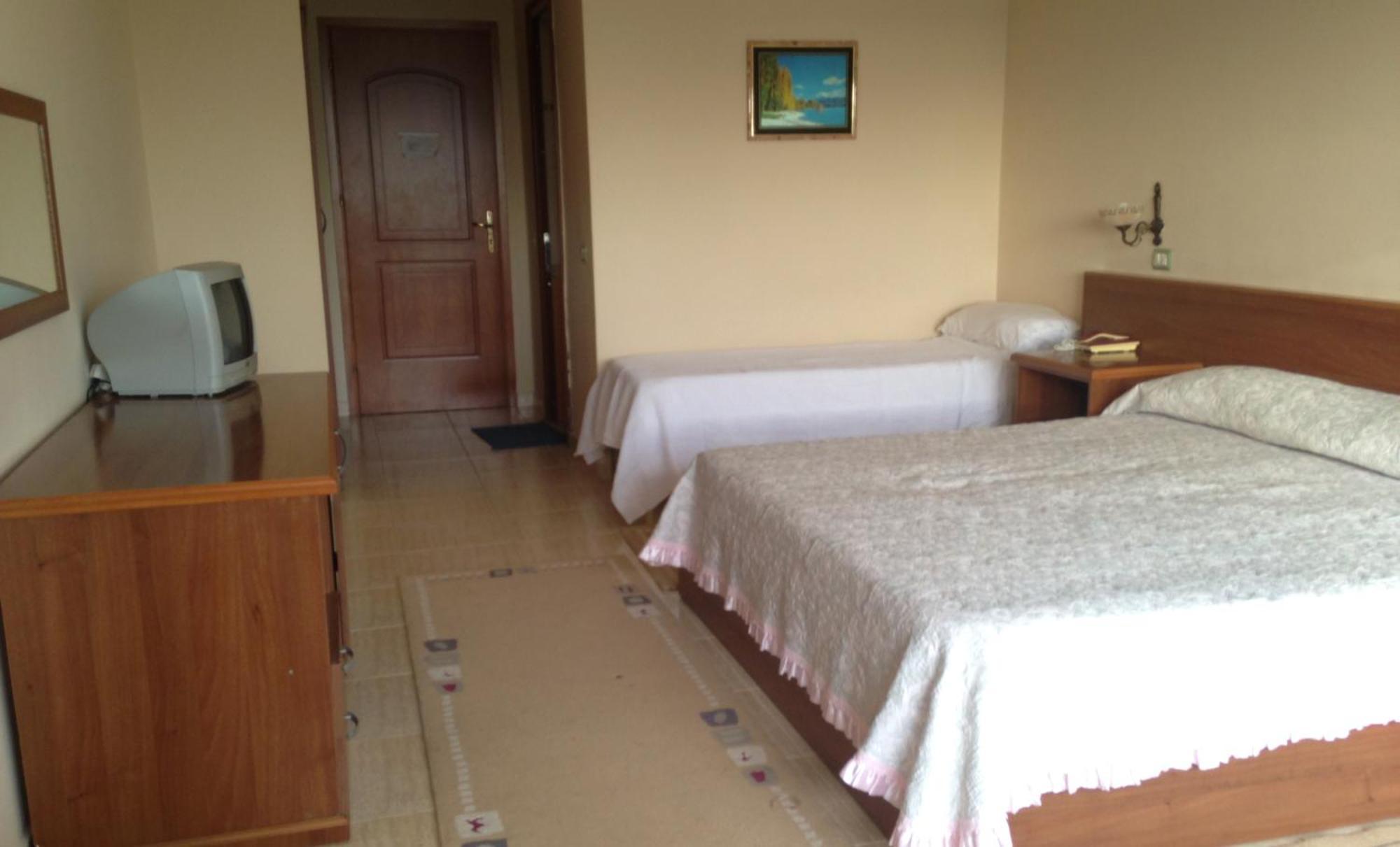 Akropoli Hotel Kryemëdhej Стая снимка